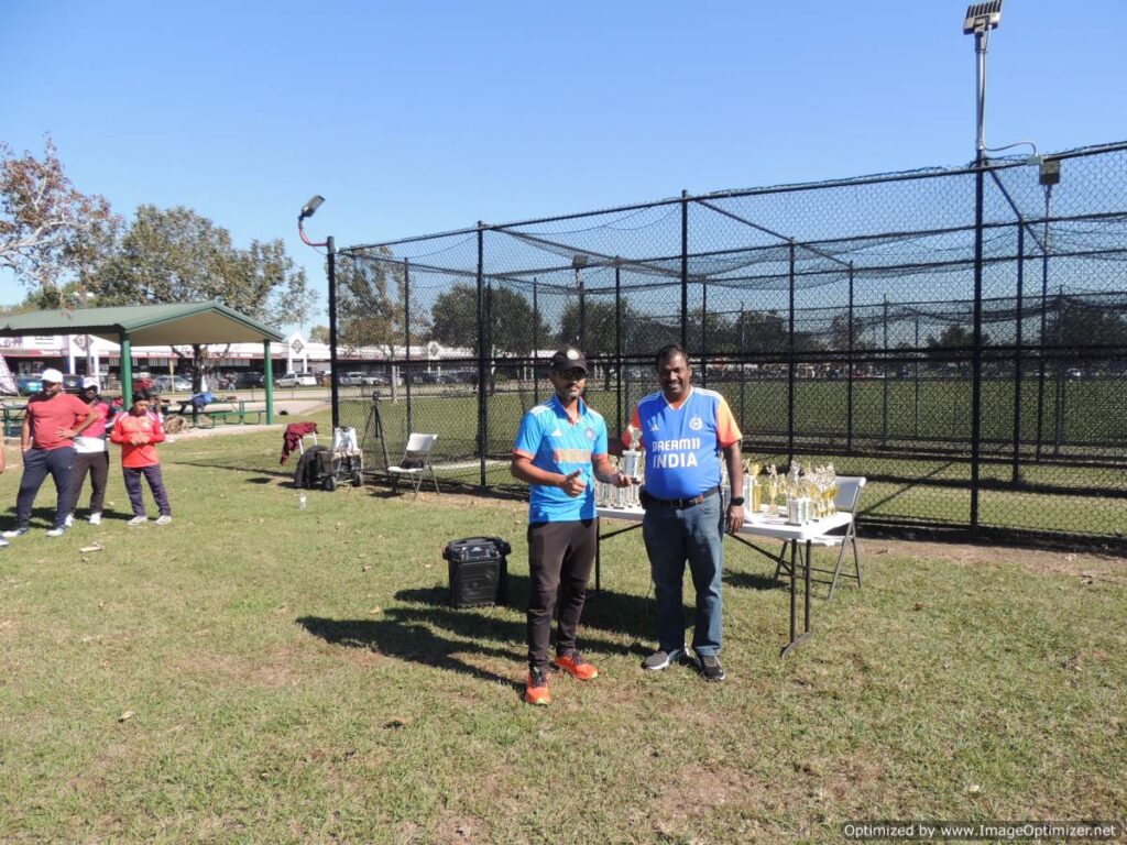 Best Wicket Keeper Divn I Devjit from STYX with 22 Dismissals